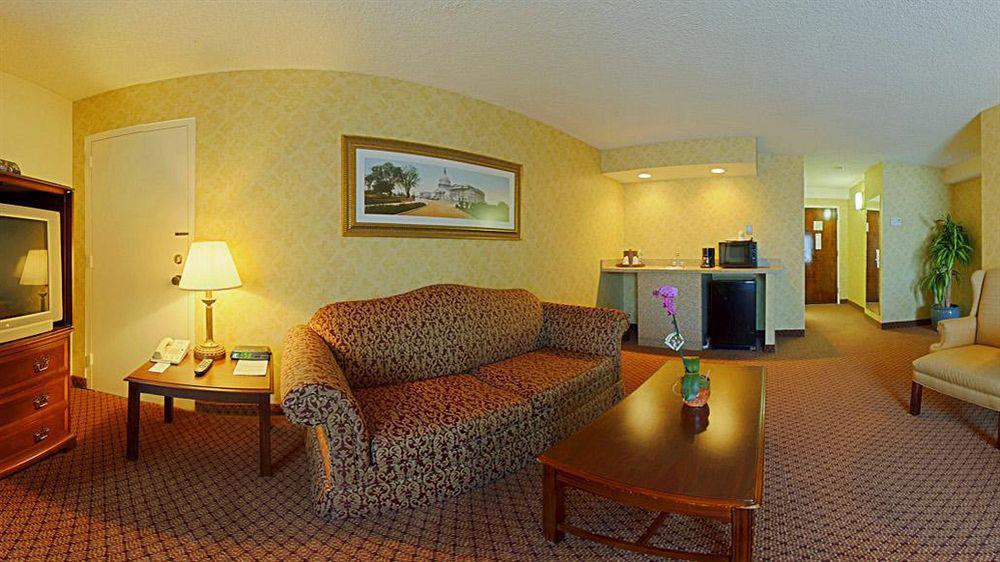 Holiday Inn Washington-Georgetown Екстериор снимка