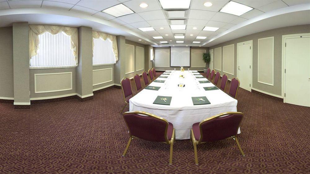 Holiday Inn Washington-Georgetown Екстериор снимка